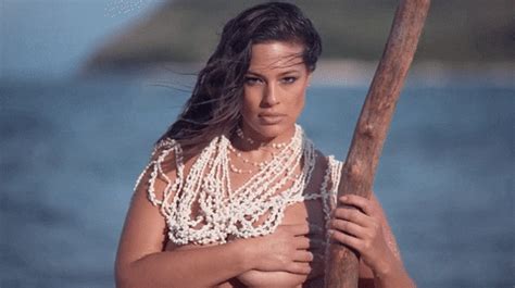 The TikTok star, who has amassed almost eight million followers and more than 900 million likes since she began regularly posting at the start of the pandemic. . Sports illustrated swimsuit gif